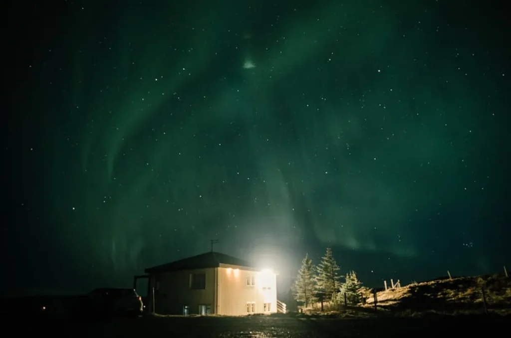 Northern Lights Travel Guide: Best Places and When to Go