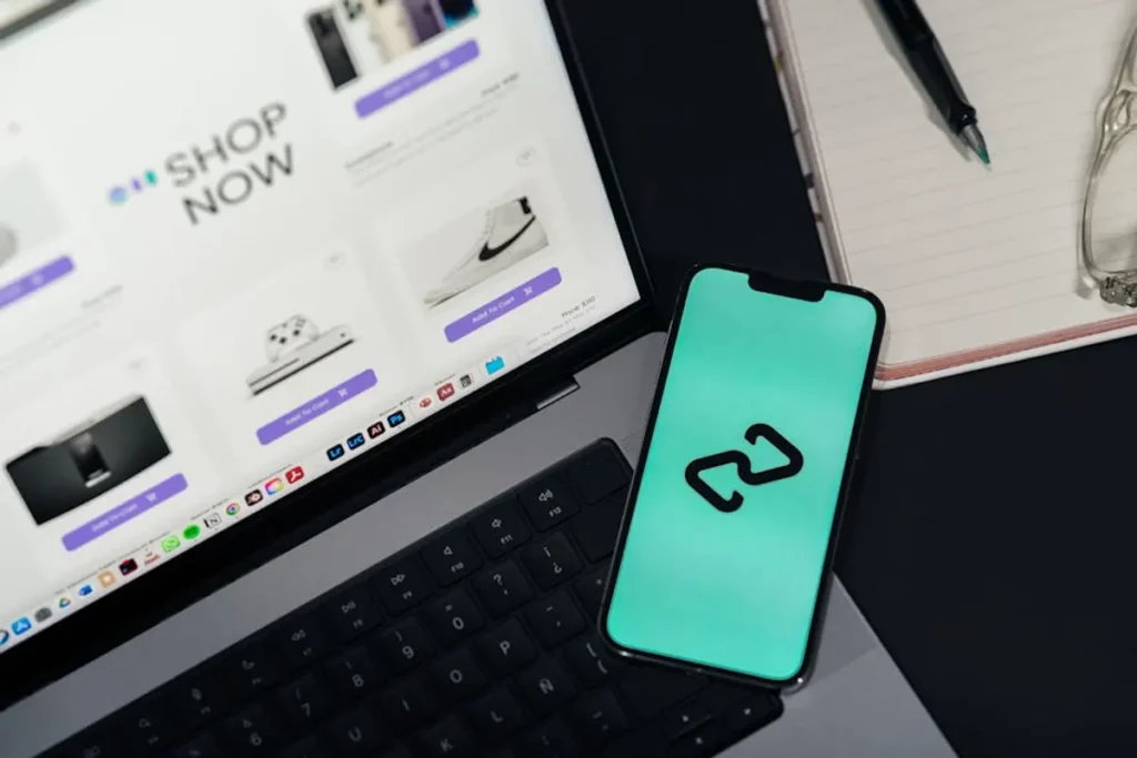 Useful Websites Everyone Should Bookmark